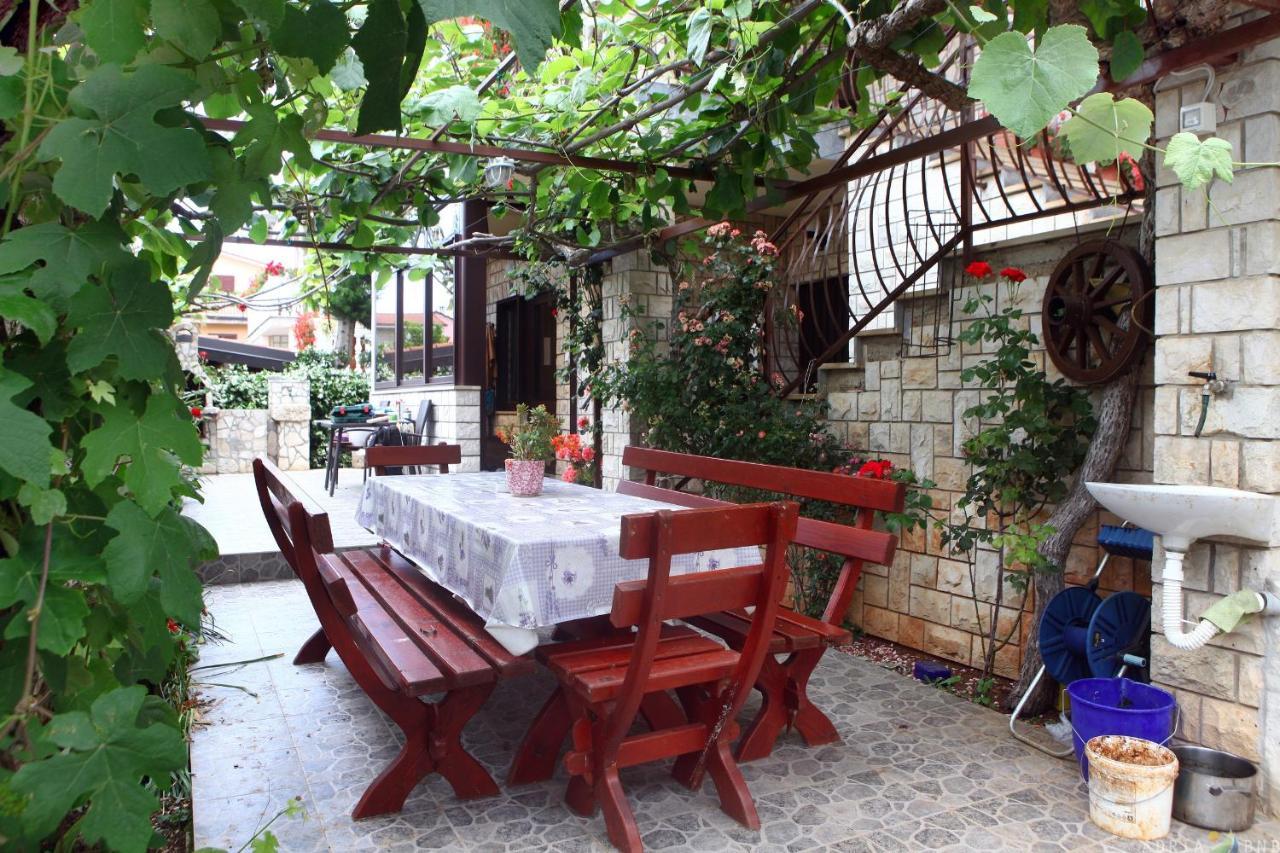 Nice Apartment Near The Sea Es3 Umag Exterior photo